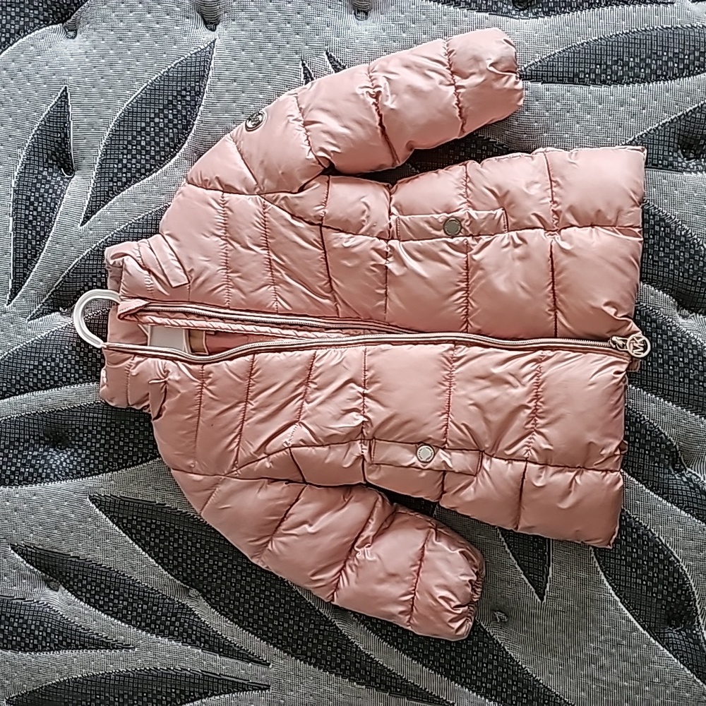 Michael Kors Toddler Girls Heavy Weight Stadium Coat - 2T (very good condition)